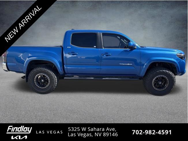 Used 2018 Toyota Tacoma SR5 RWD image 4