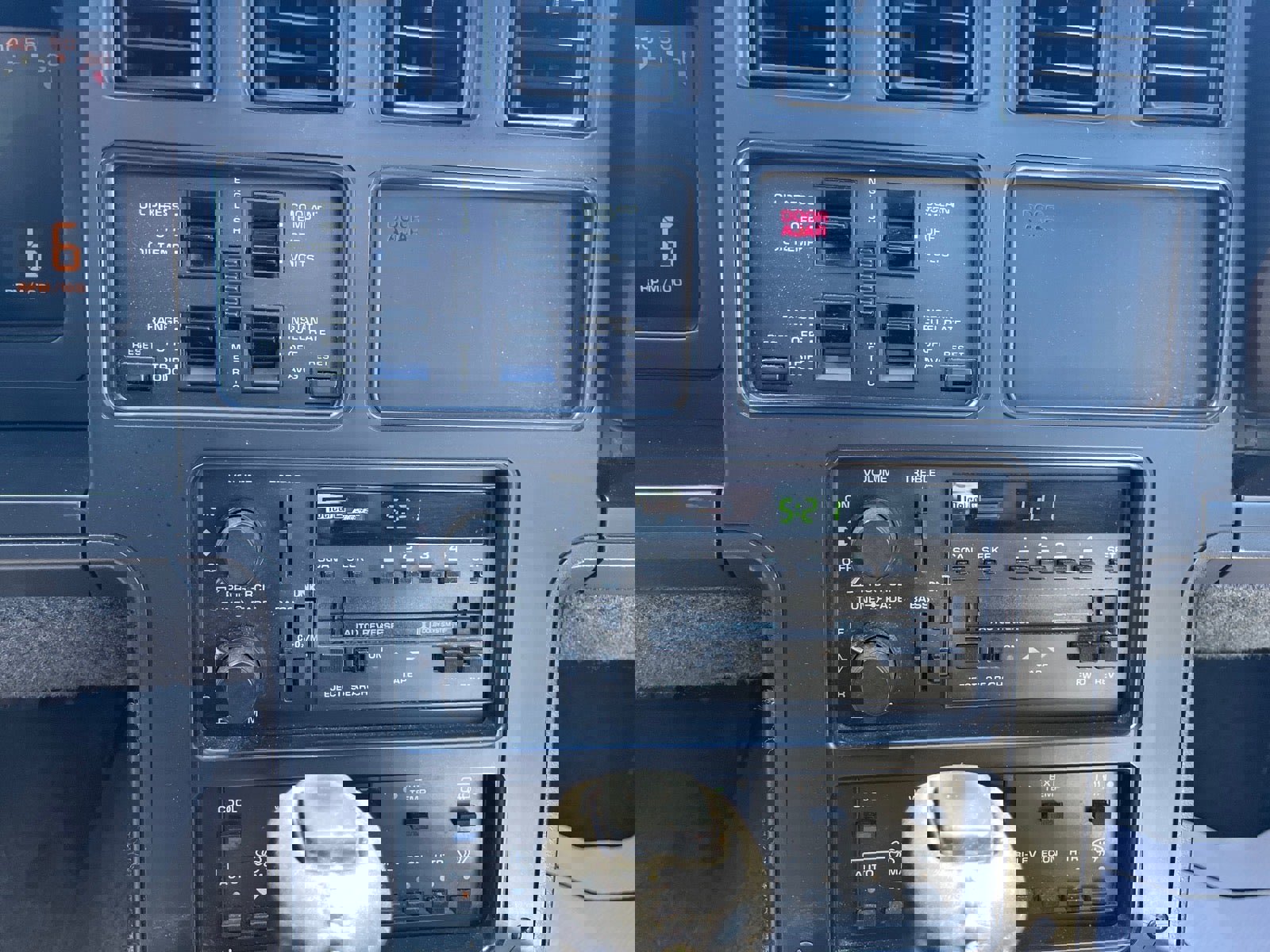 Used 1987 Chevrolet Corvette Coupe image 15