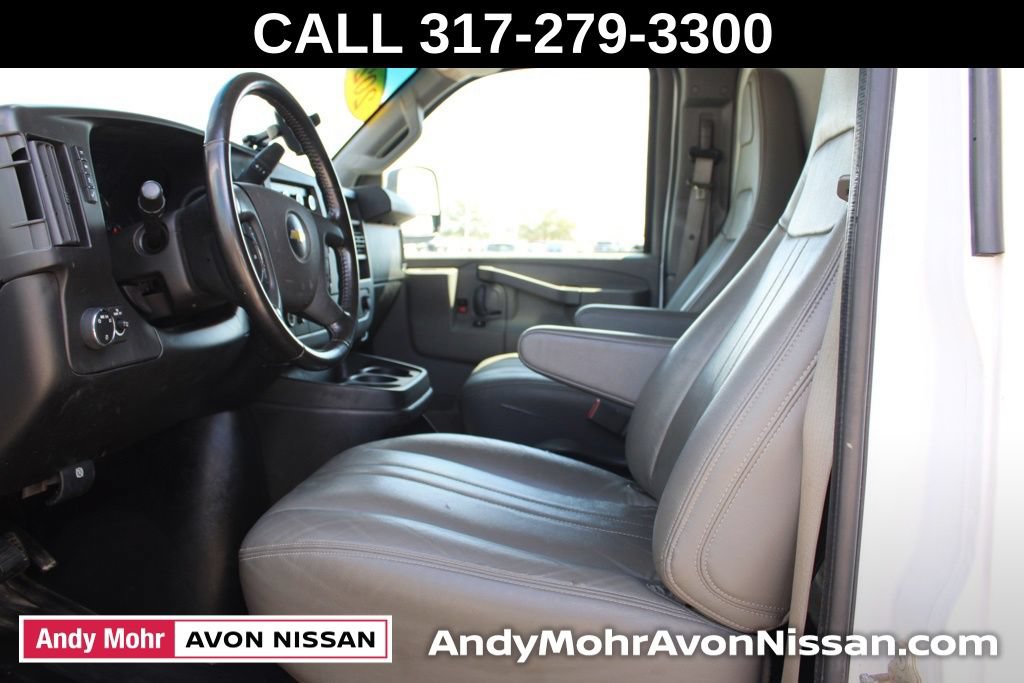 Used 2021 Chevrolet Express 2500 w/ Driver Convenience Package RWD image 17