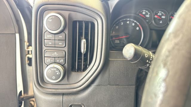 Used 2020 GMC Sierra 2500 4x4 Crew Cab w/ Fleet Convenience Package image 15