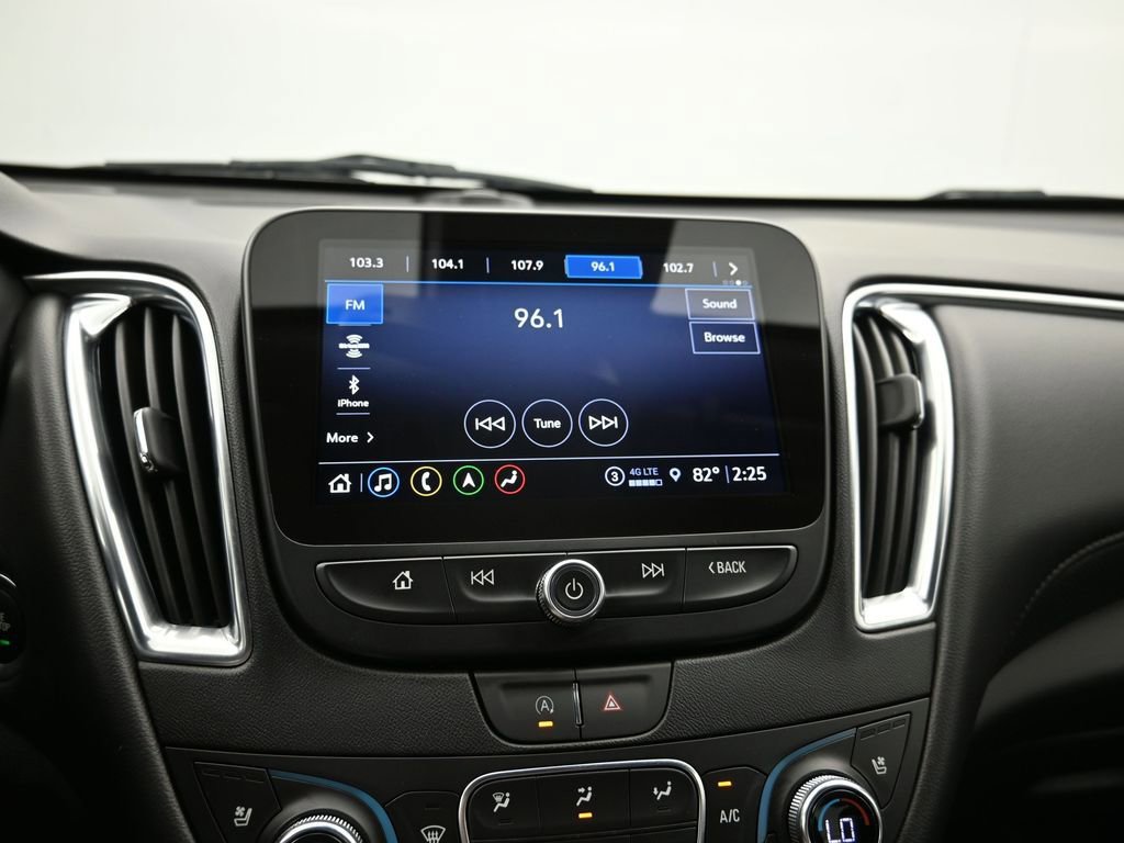 Used 2024 Chevrolet Malibu LT FWD image 15