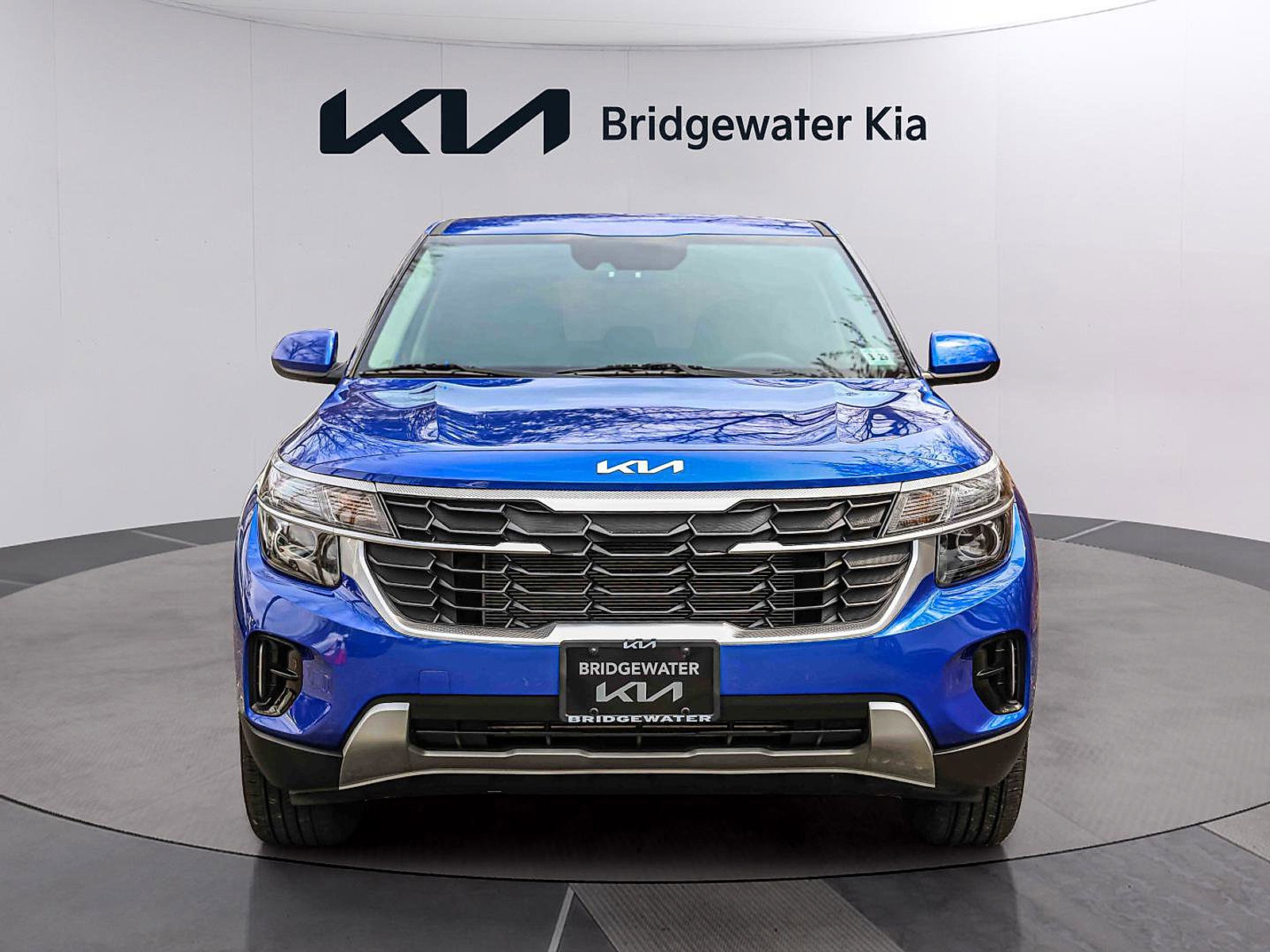 Certified 2024 Kia Seltos LX AWD/4WD image 2