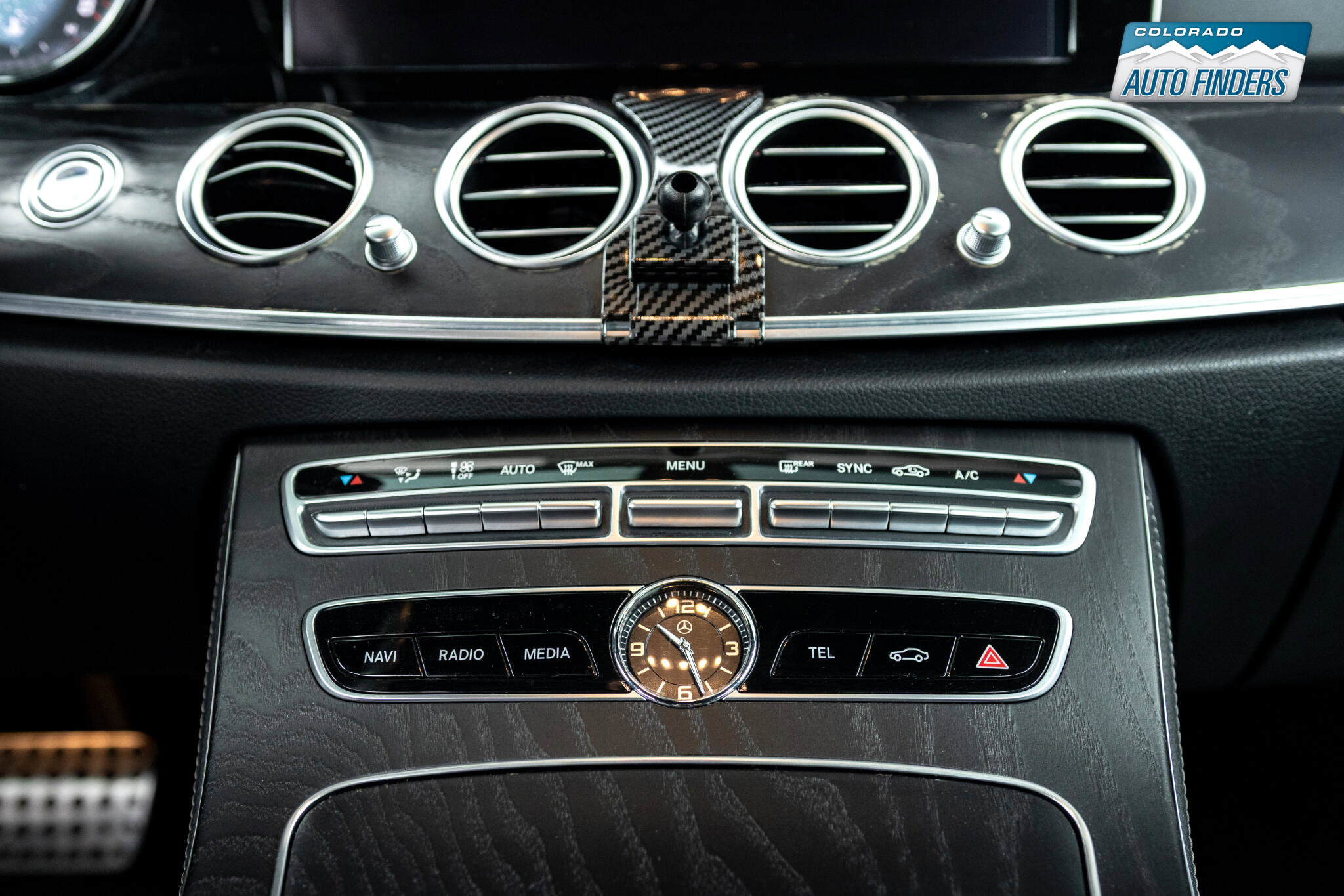 Used 2019 Mercedes-Benz E 300 4MATIC w/ Premium 1 Package image 16