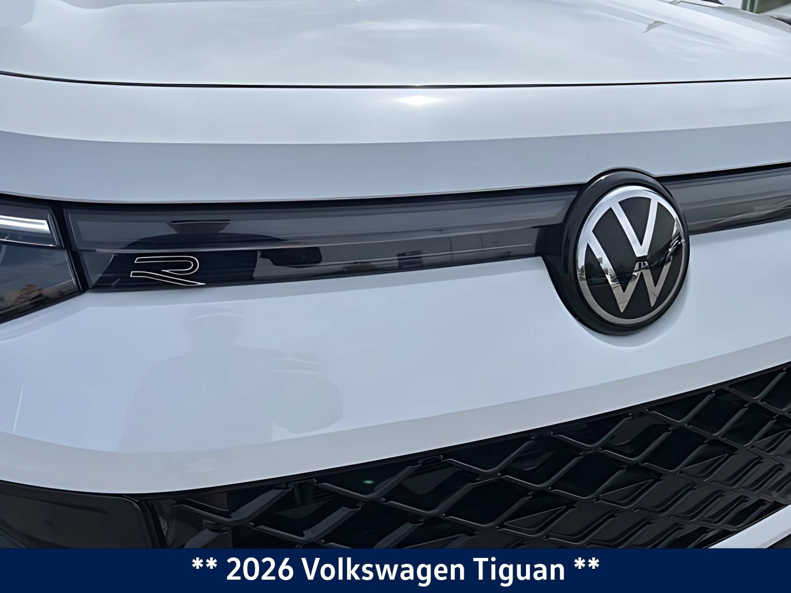 New 2026 Volkswagen Tiguan SE R-Line AWD/4WD image 9