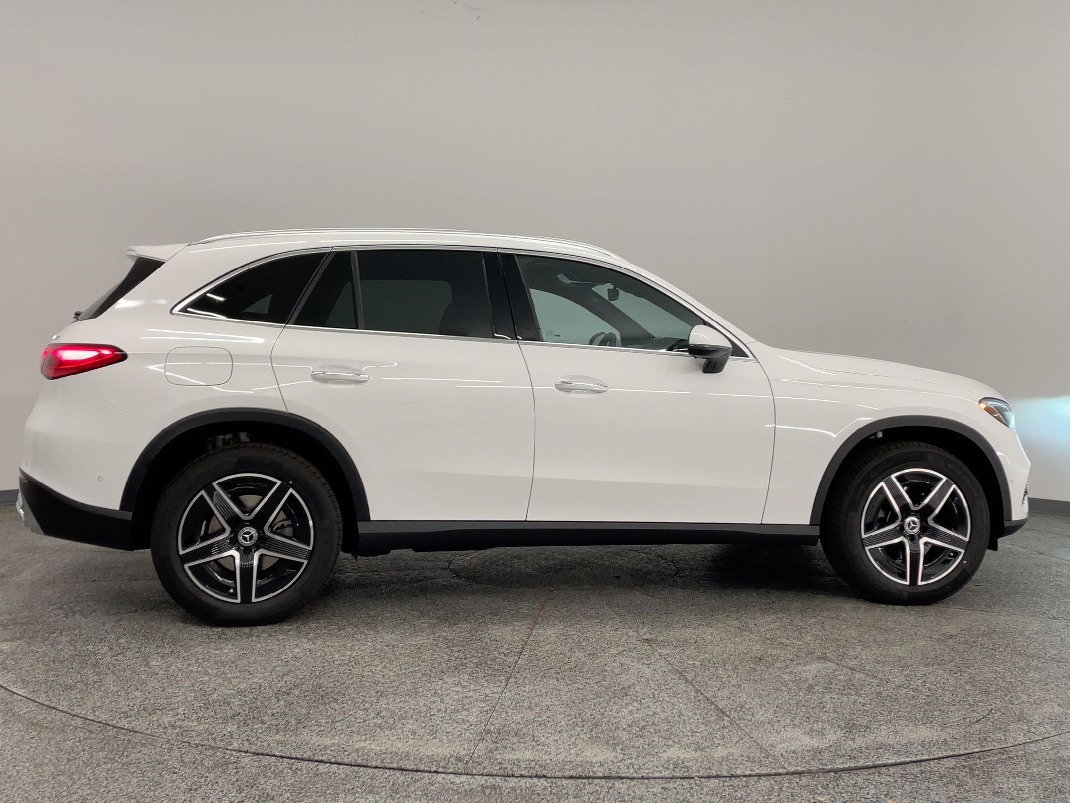 Certified 2026 Mercedes-Benz GLC 300 4MATIC image 7