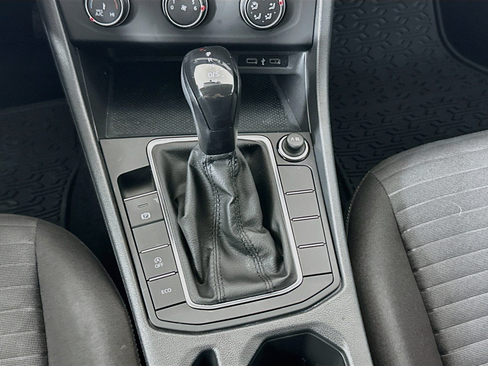 Used 2022 Volkswagen Jetta S FWD image 23