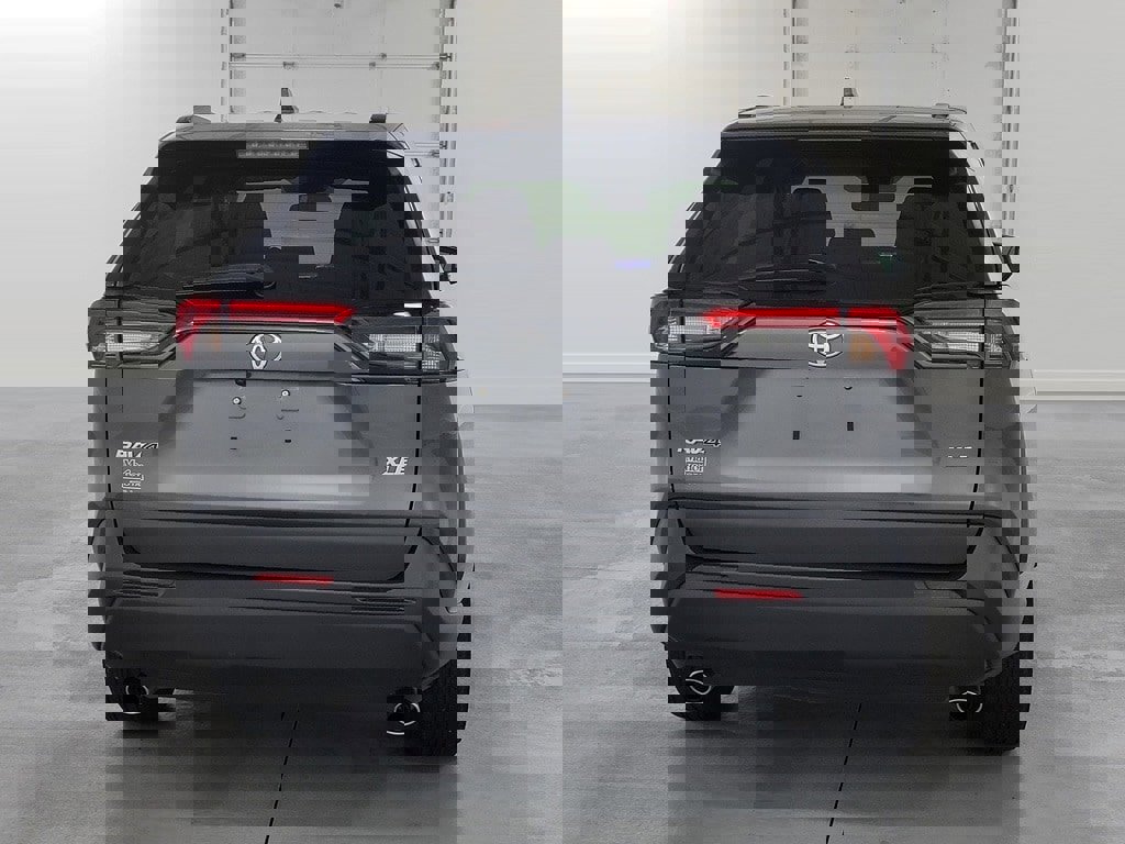 Used 2024 Toyota RAV4 XLE image 7