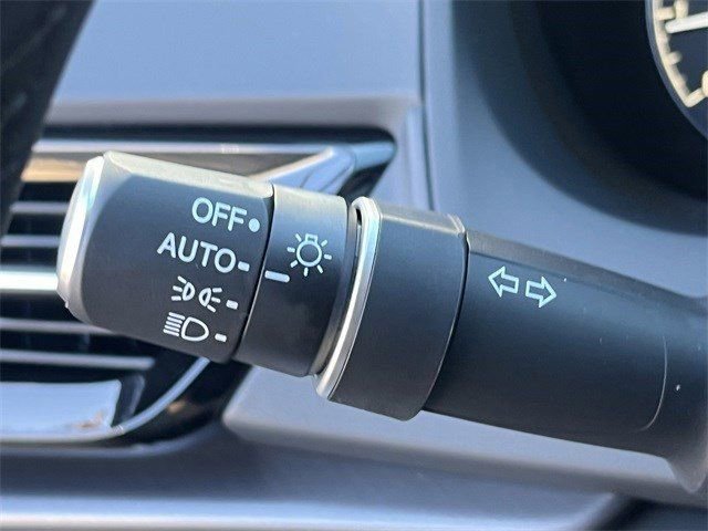 Used 2026 Acura RDX Base image 23