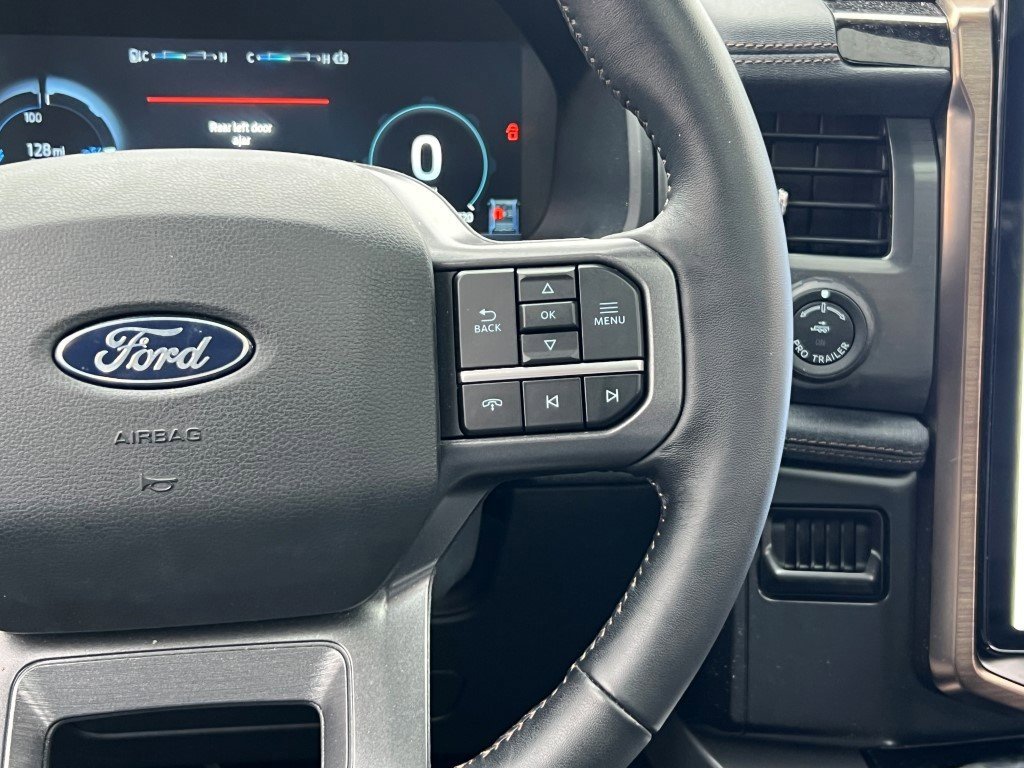 Used 2024 Ford F150 Lightning Lariat image 25