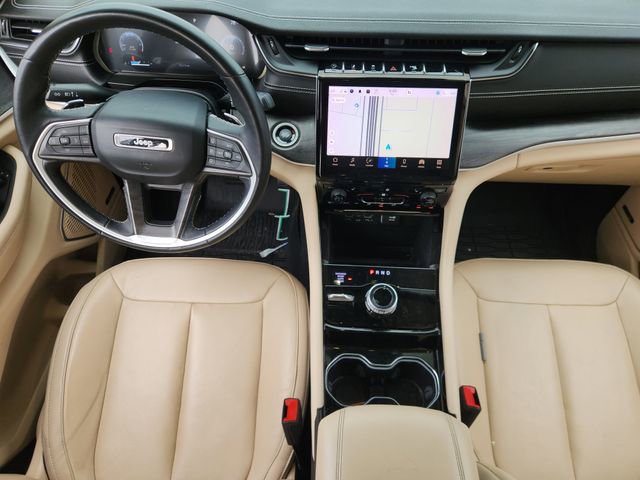 Used 2021 Jeep Grand Cherokee L Limited AWD/4WD image 26