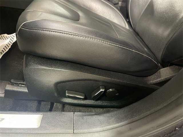 Used 2020 Ford Fusion Titanium image 12