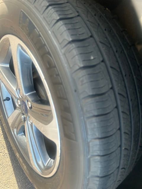 Used 2021 Ford Edge SEL w/ Convenience Package image 14