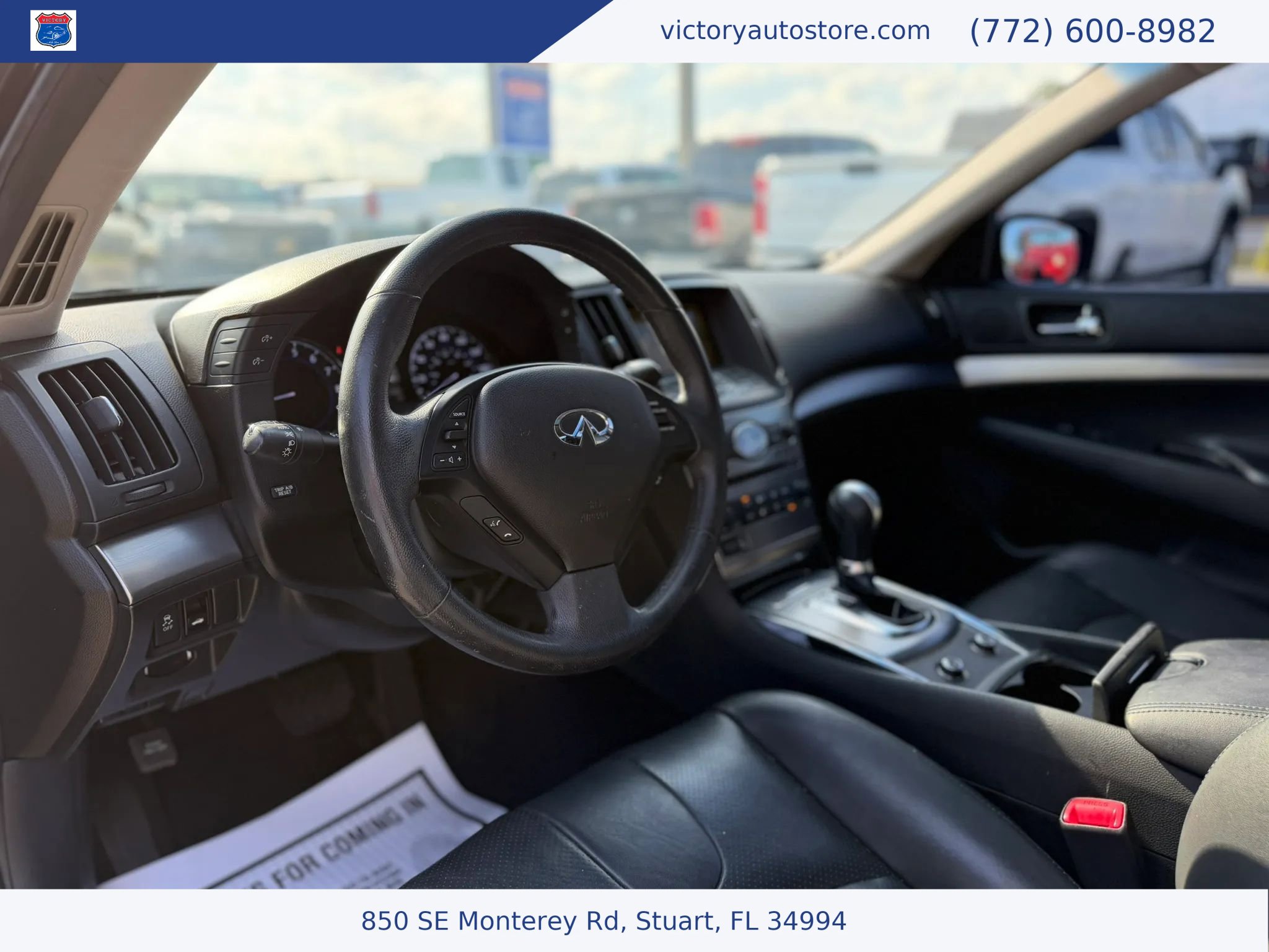 Used 2015 INFINITI Q40 w/ Moonroof Package RWD image 11
