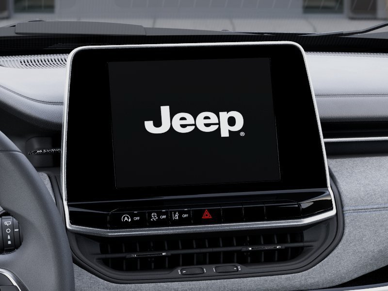 New 2025 Jeep Compass Latitude w/ Sun & Sound Group AWD/4WD image 30