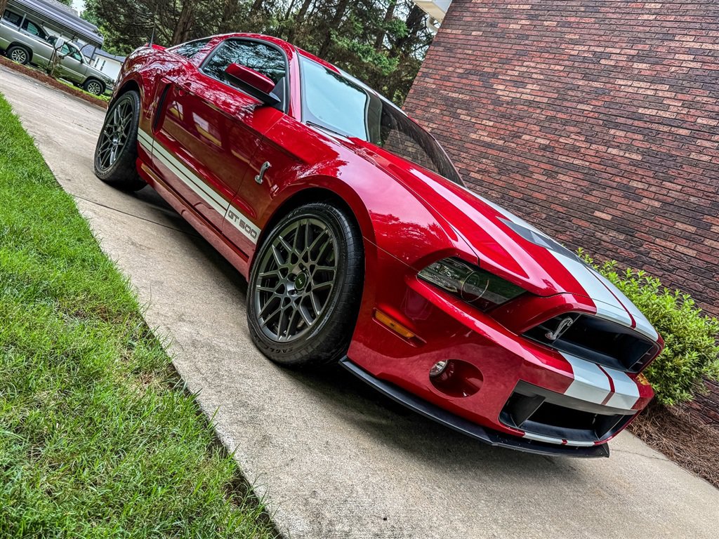 Used 2013 Ford Mustang Shelby GT500 RWD image 27