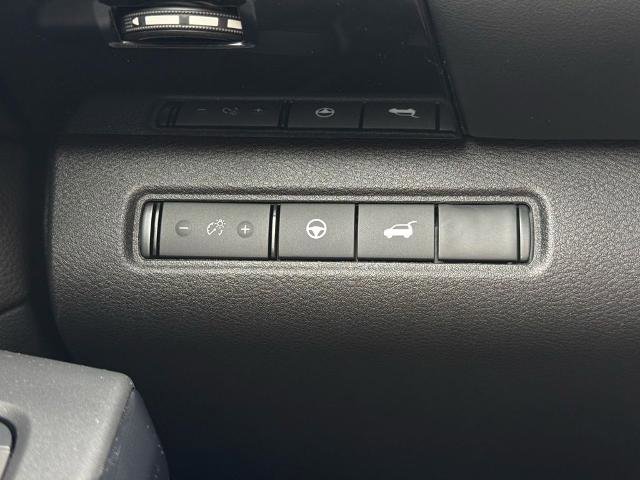 New 2026 Nissan Pathfinder SV image 24