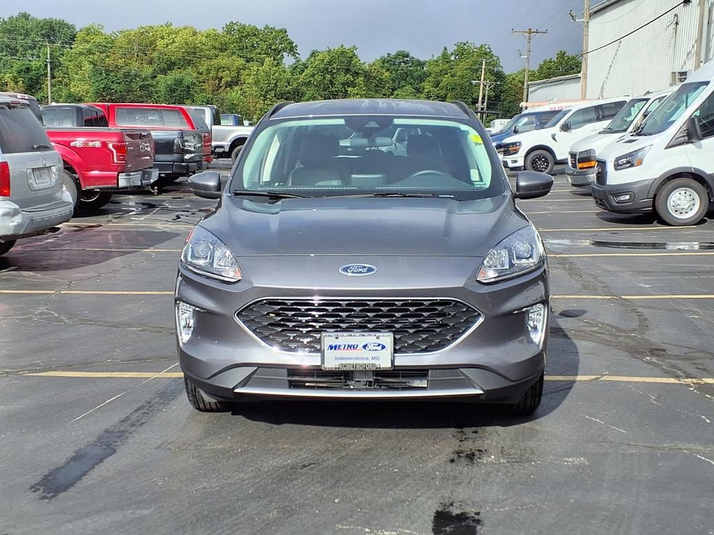 Certified 2022 Ford Escape SEL w/ Technology Package AWD/4WD image 8