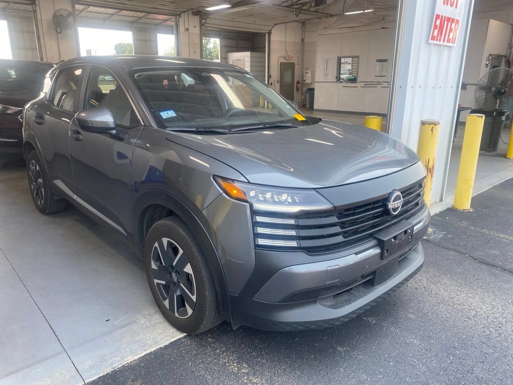 Used 2025 Nissan Kicks SV