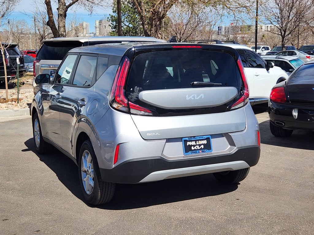 Certified 2025 Kia Soul LX image 7