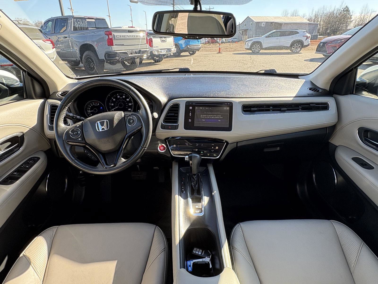 Used 2018 Honda HR-V EX-L image 8
