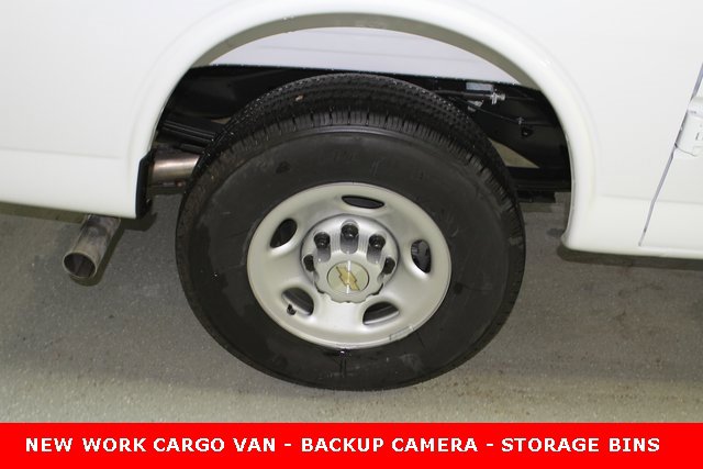 New 2025 Chevrolet Express 2500 w/ Driver Convenience Package image 5
