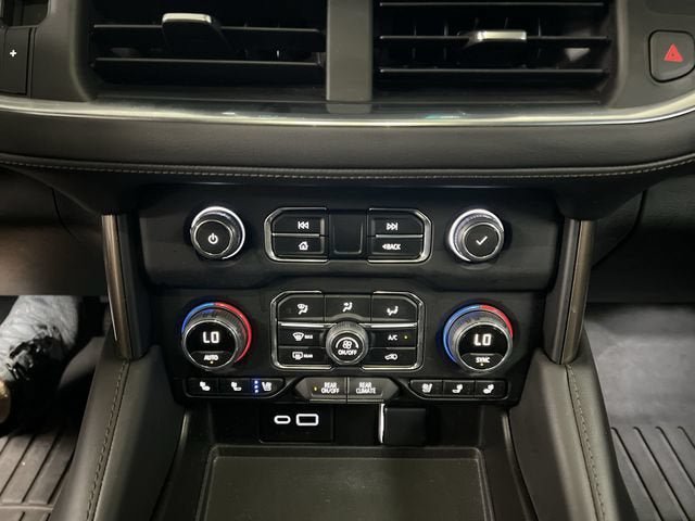 Certified 2022 Chevrolet Tahoe High Country AWD/4WD image 17