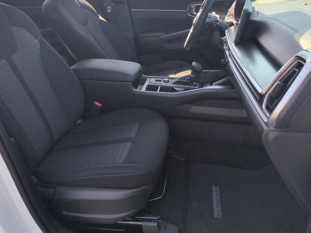 New 2026 Kia Sorento LX FWD image 27