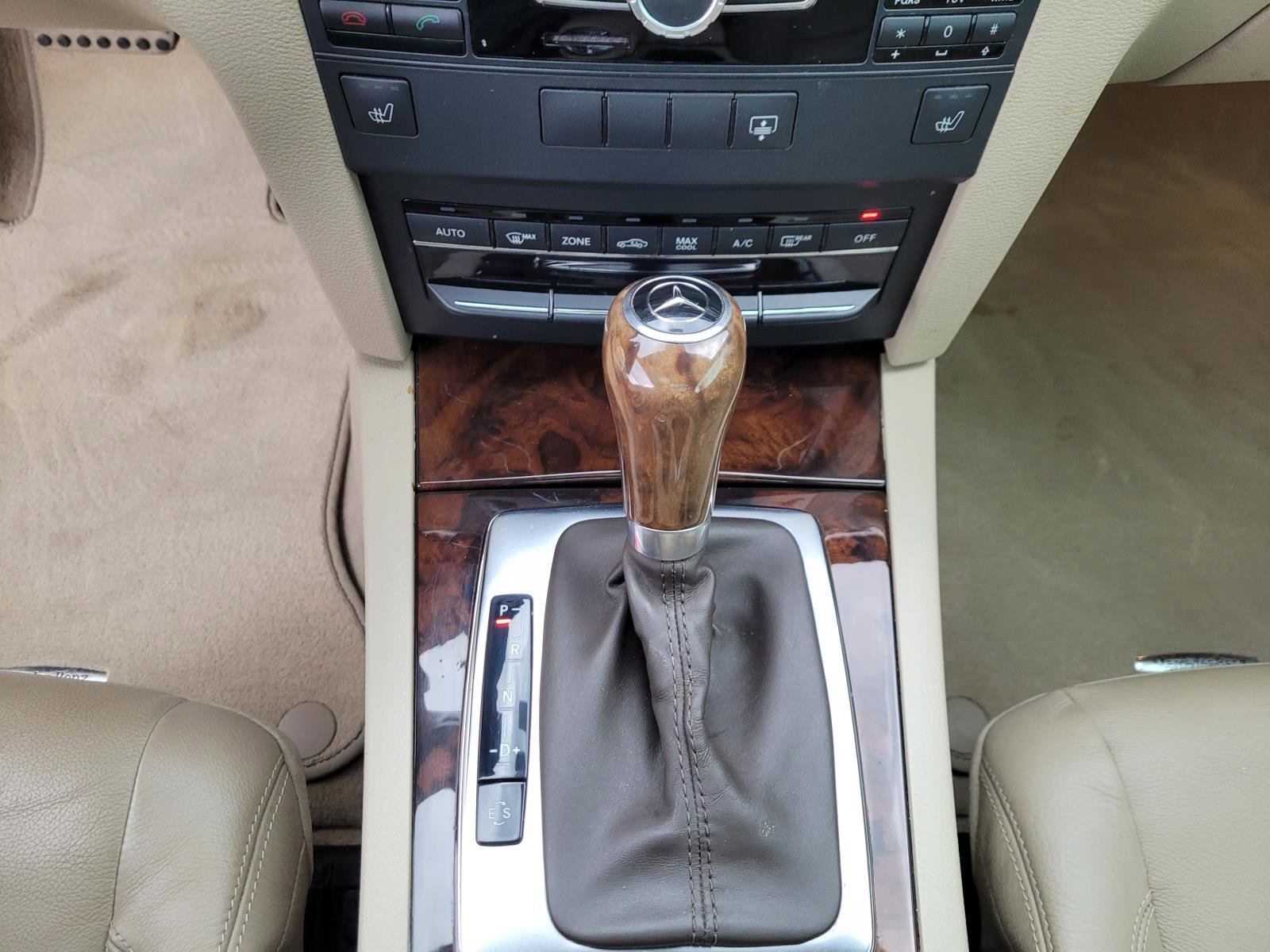 Used 2013 Mercedes-Benz E 350 4MATIC Coupe image 26