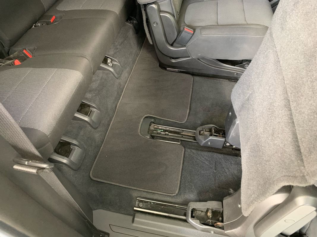Used 2022 Chevrolet Traverse LT image 31