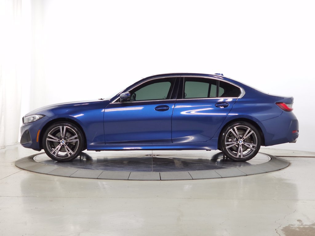 Used 2024 BMW 330i xDrive Sedan w/ Convenience Package AWD/4WD image 5