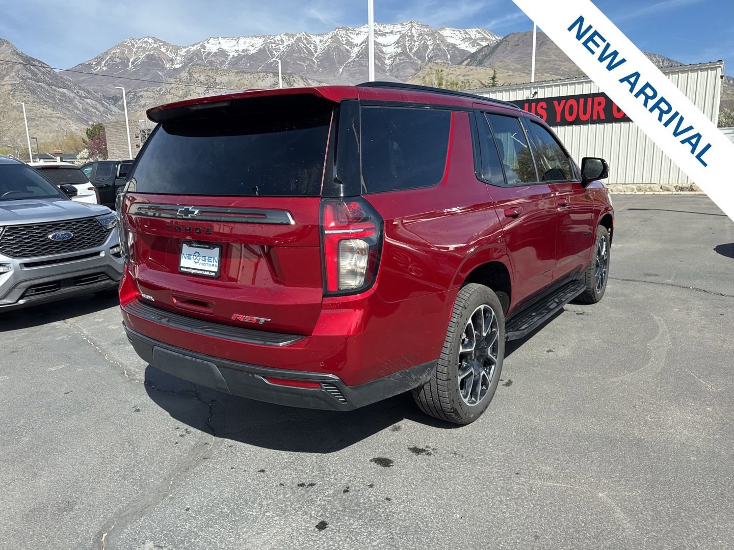 Used 2022 Chevrolet Tahoe RST w/ Luxury Package image 7