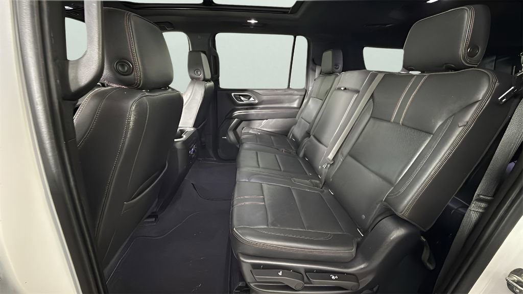 Used 2021 Chevrolet Suburban RST image 27