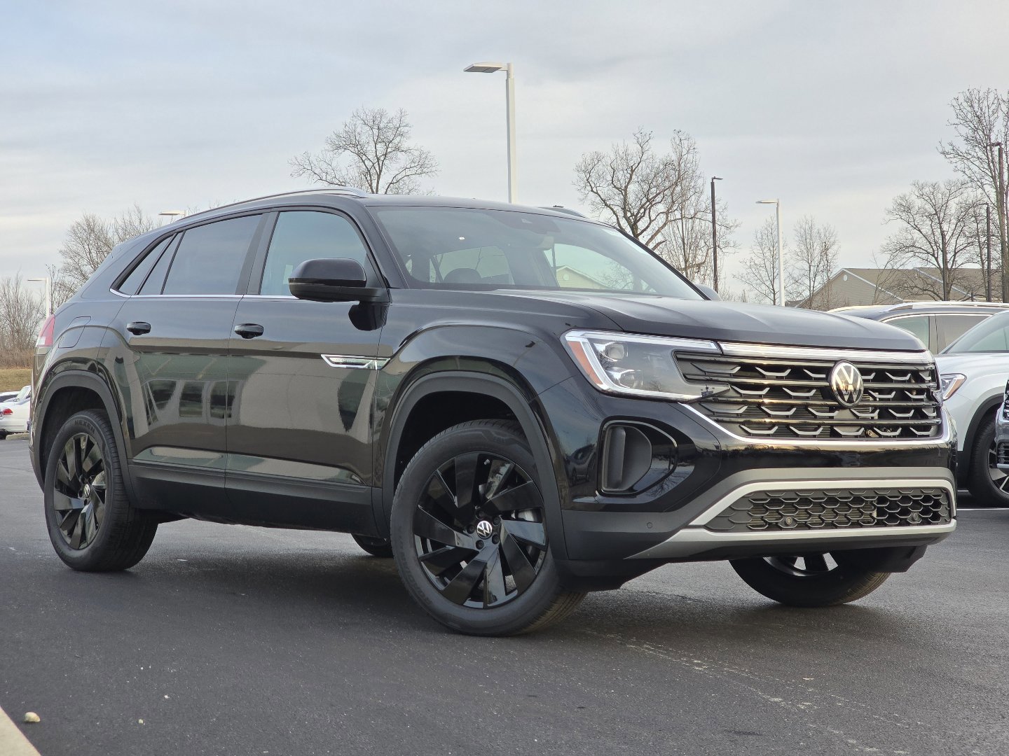 New 2026 Volkswagen Atlas Cross Sport SE image 2