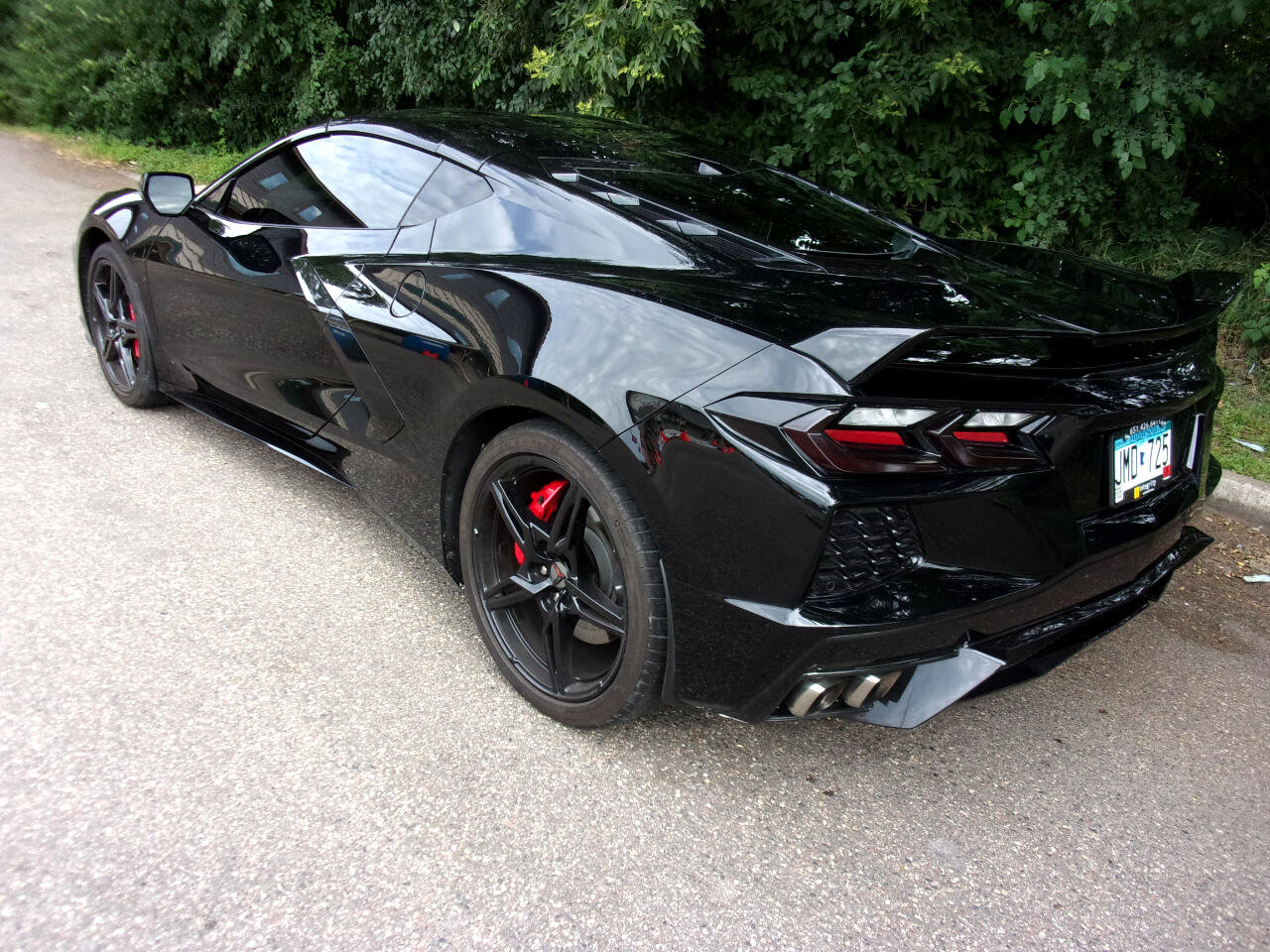 Used 2020 Chevrolet Corvette Stingray Preferred Cpe w/ 2LT Preferred Equipment Group image 3