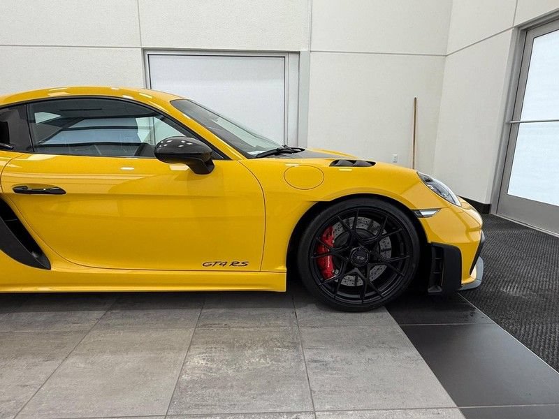 Certified 2024 Porsche 718 Cayman GT4 RS RWD image 10
