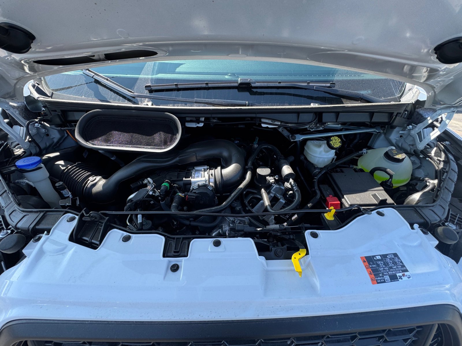 New 2025 Ford Transit 250 148 Medium Roof Extended AWD image 33