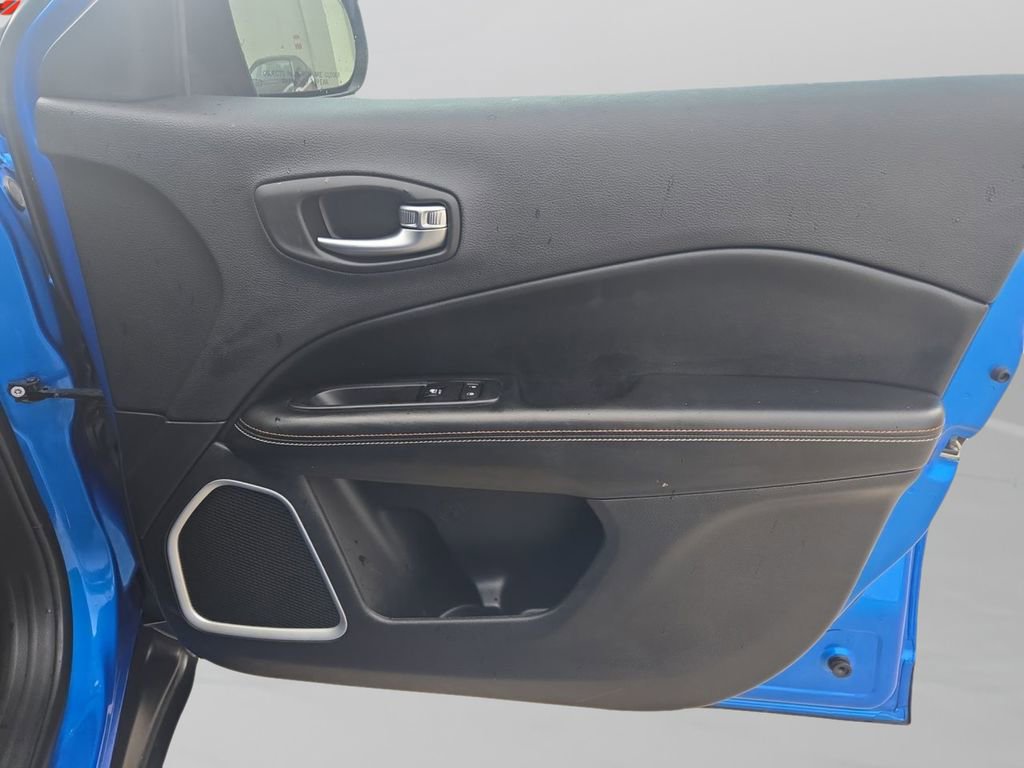 Used 2021 Jeep Compass Sport image 17