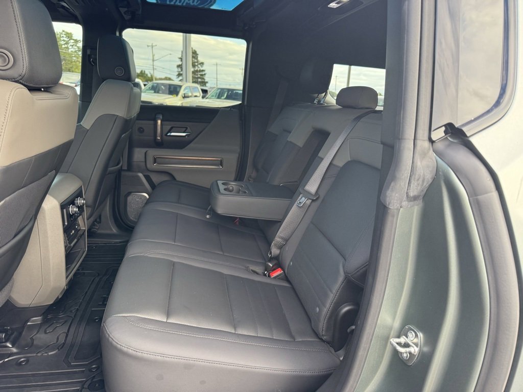 Used 2024 GMC Hummer EV 3X image 33