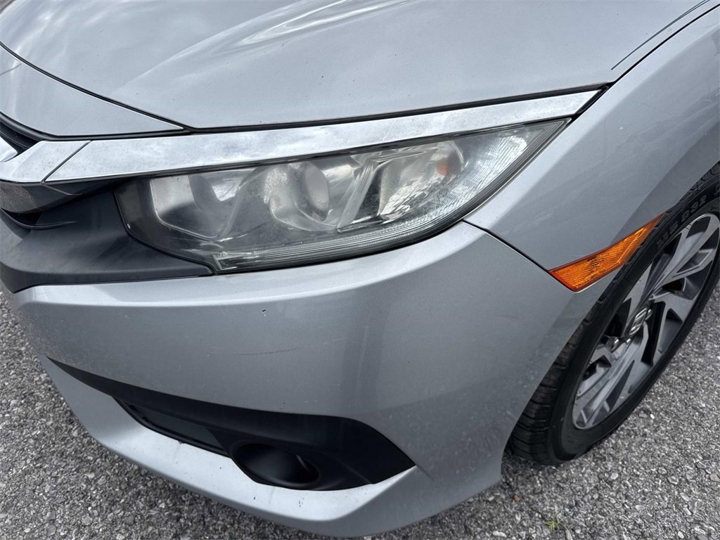 Used 2017 Honda Civic EX image 2