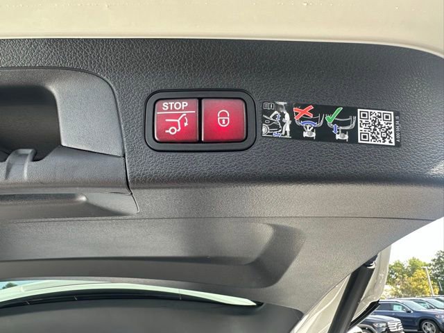 New 2026 Mercedes-Benz GLS 450 4MATIC image 48