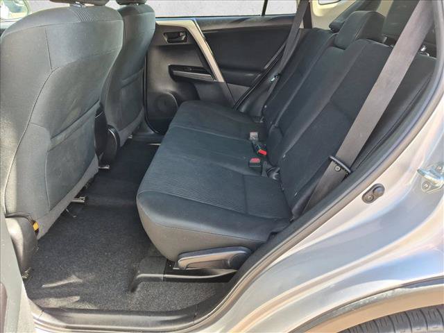 Used 2018 Toyota RAV4 LE w/ All Weather Liner Package FWD image 19