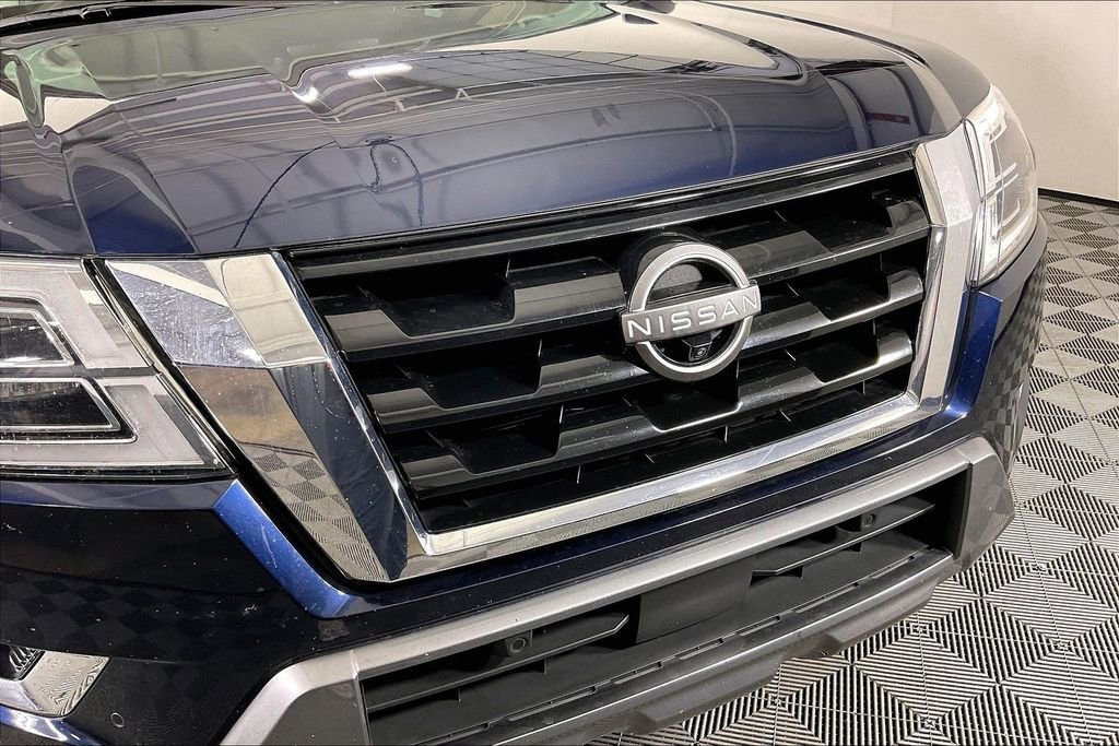 Used 2023 Nissan Armada SL w/ Captain's Chairs Package RWD image 39