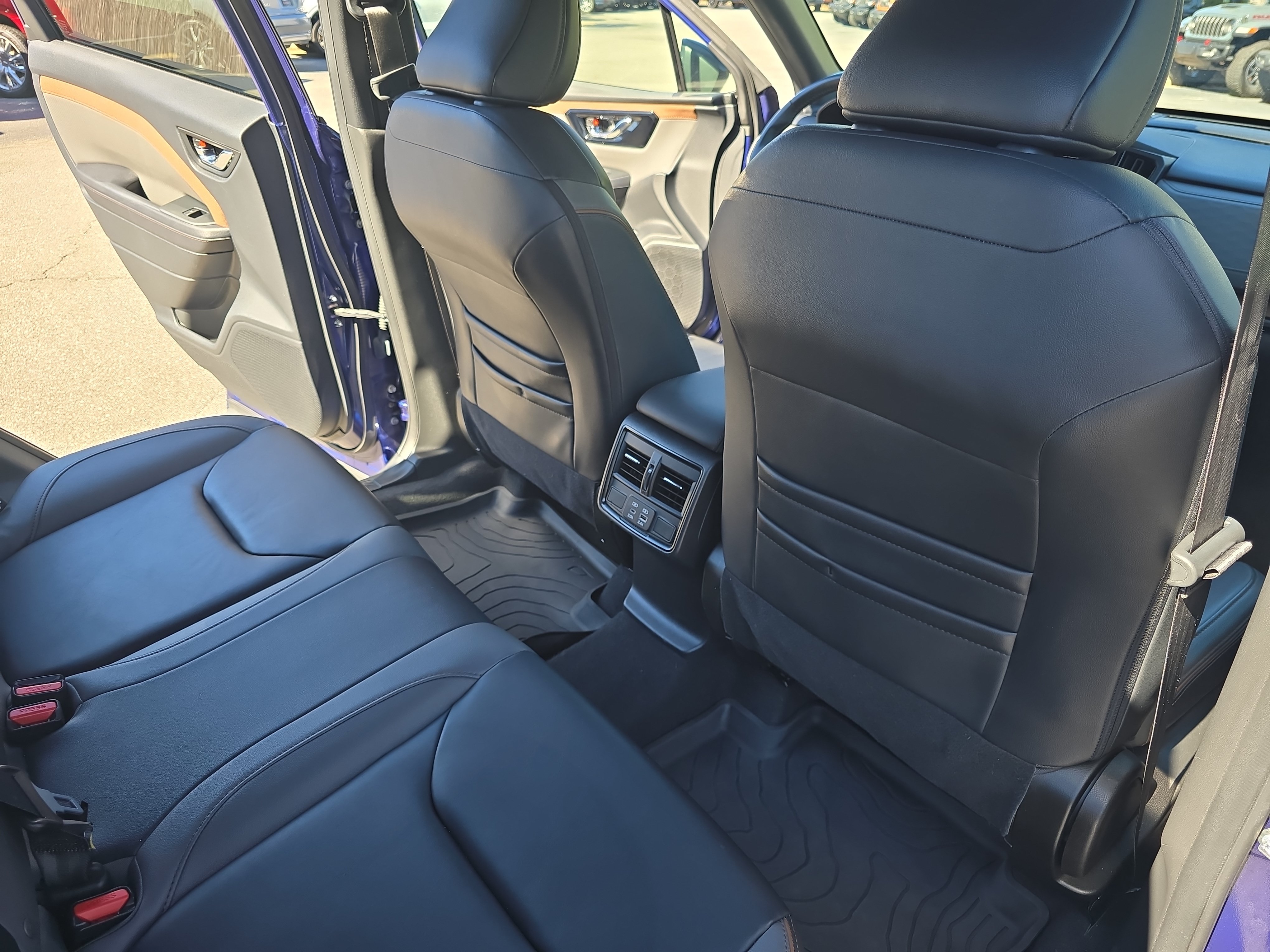 Used 2025 Subaru Forester Sport AWD/4WD image 11