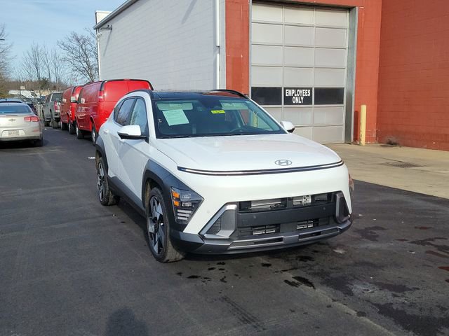 Used 2025 Hyundai Kona Limited image 10
