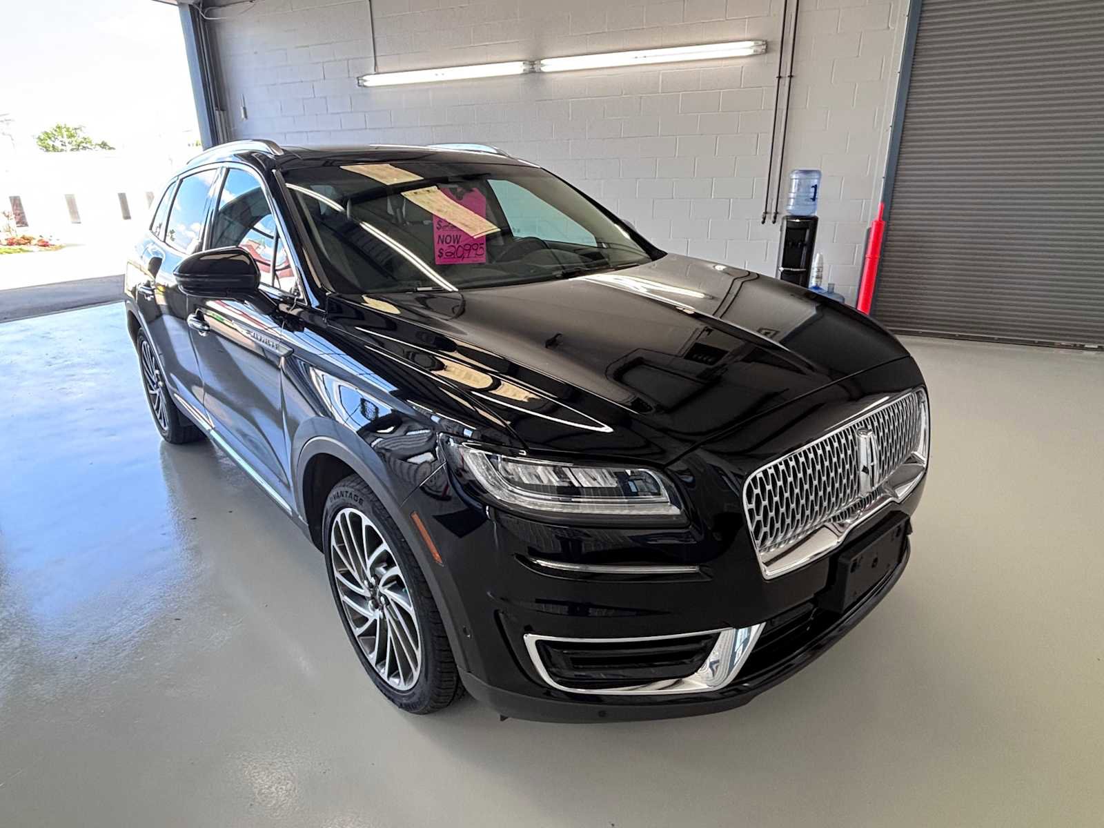 Used 2019 Lincoln Nautilus Reserve AWD/4WD image 1