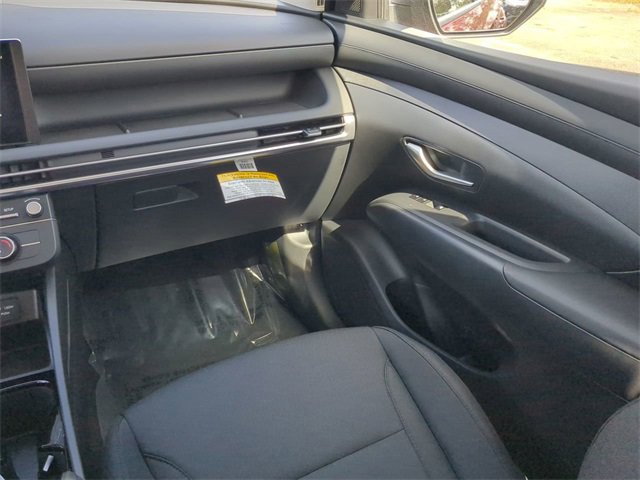 New 2025 Hyundai Tucson SE image 17