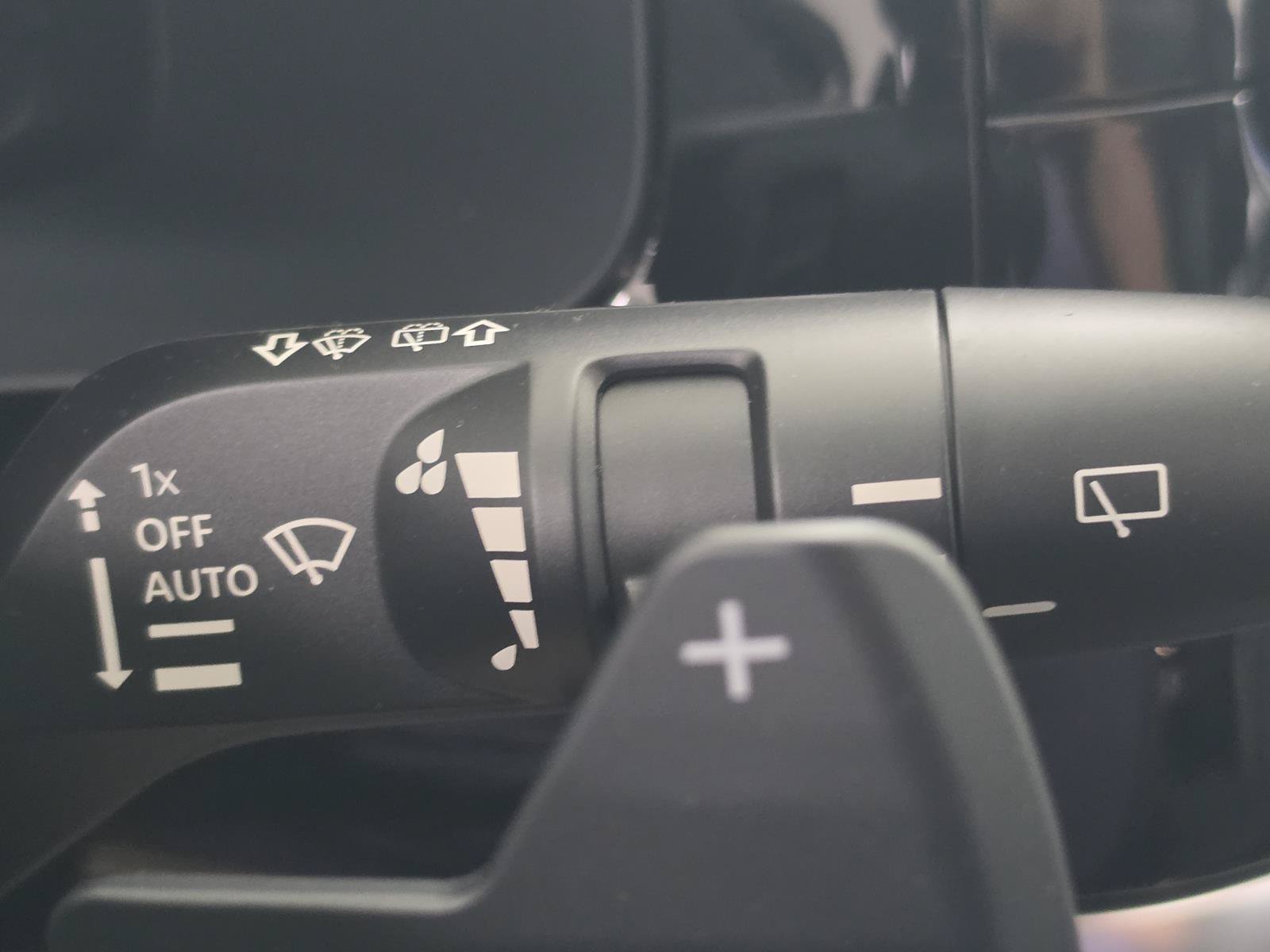 New 2026 Nissan Pathfinder Platinum FWD image 21