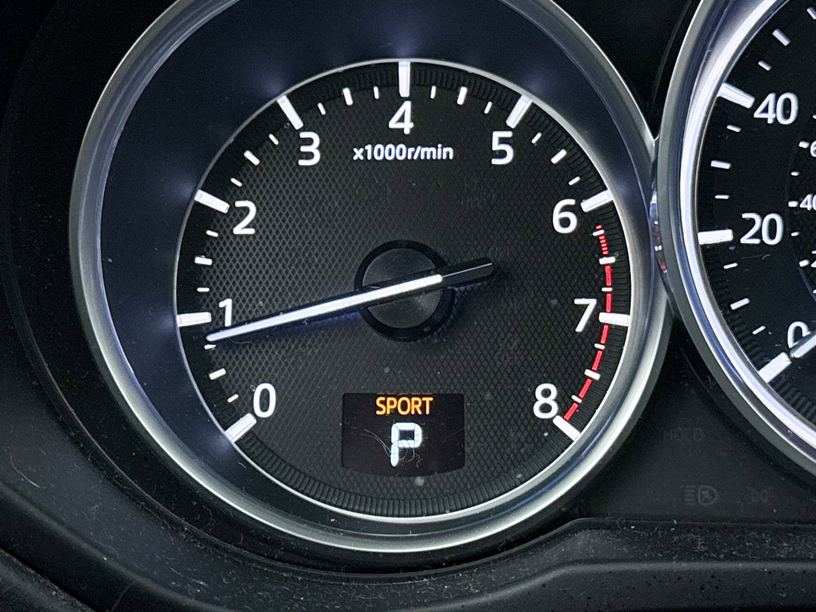 Used 2018 MAZDA CX-5 Touring image 9