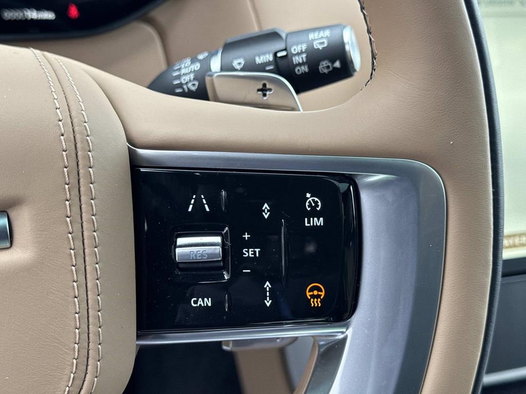New 2026 Land Rover Range Rover SE image 27