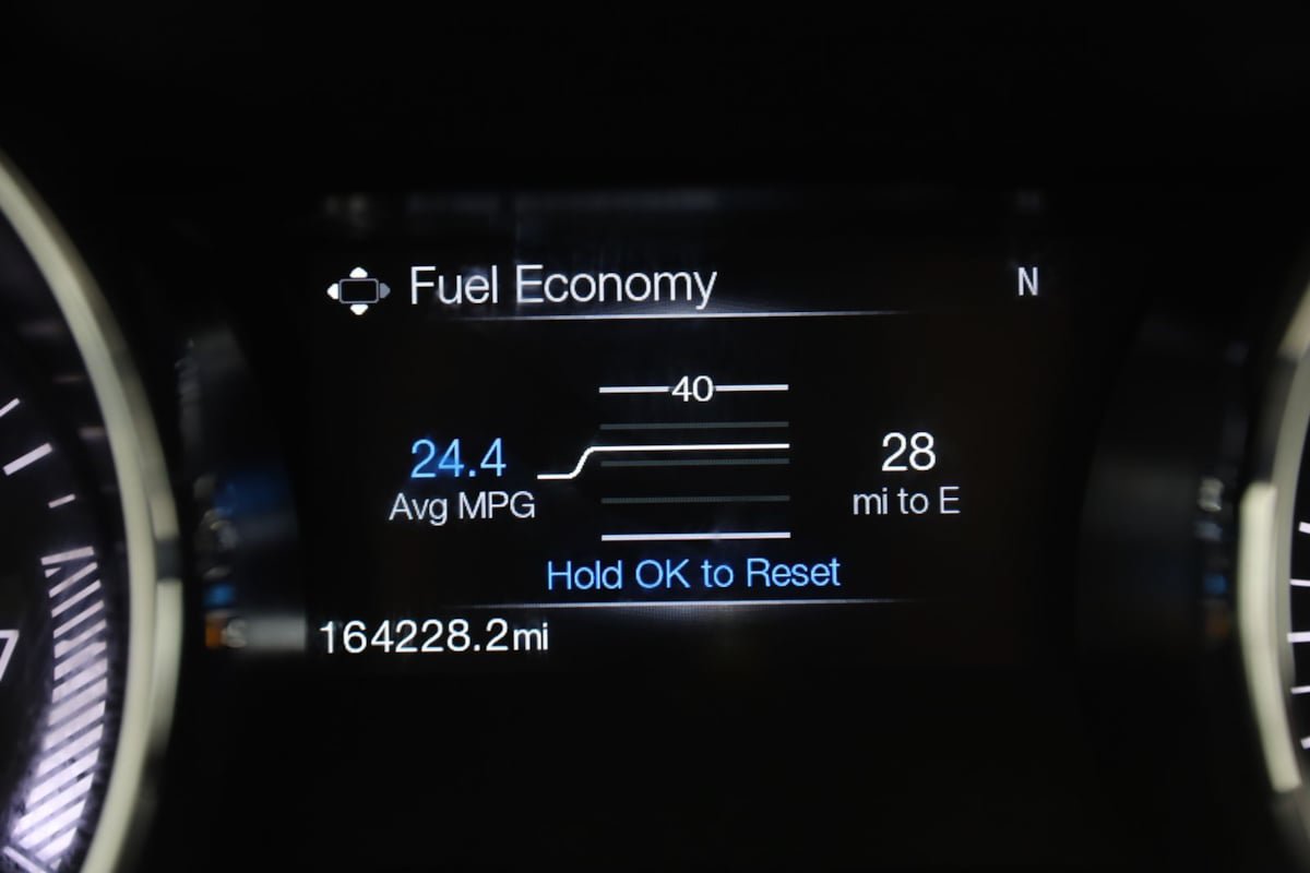 Used 2017 Ford Mustang Convertible RWD image 36